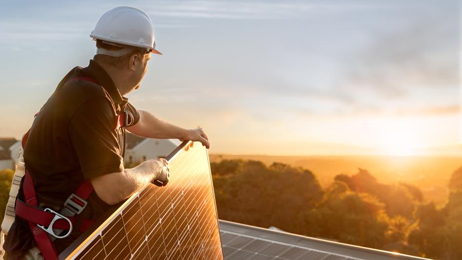 Libérez tout le potentiel de l'énergie solaire avec le surdimensionnement!